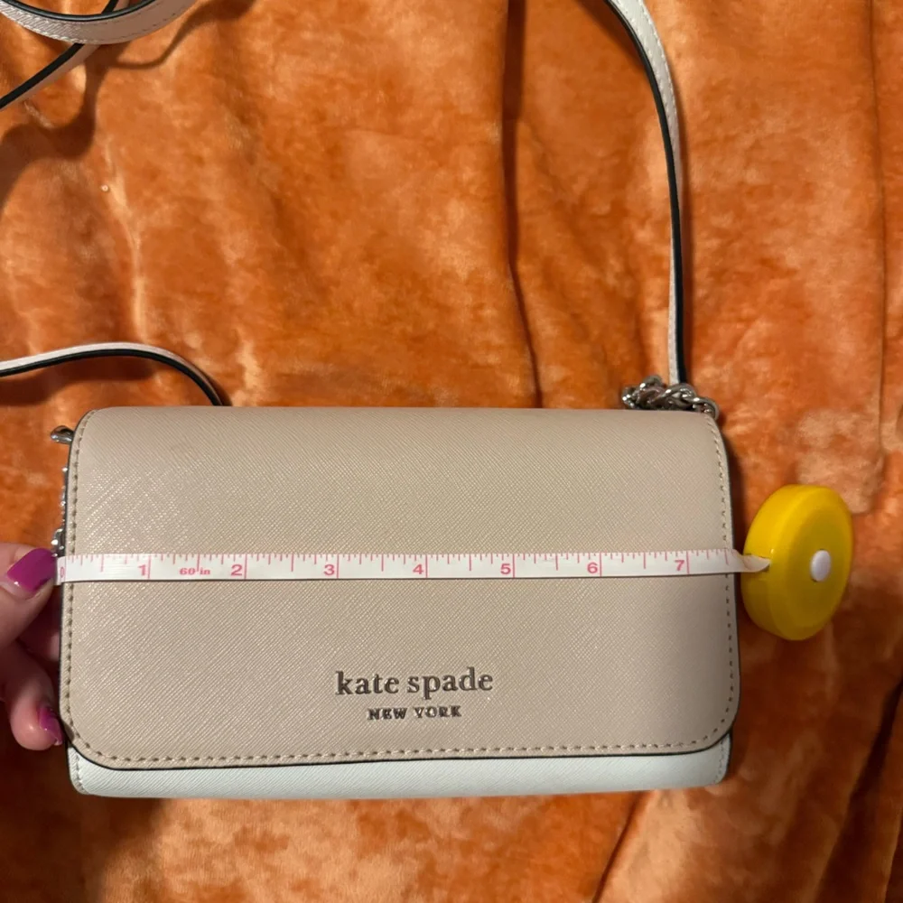 Kate Spade Tan and White Crossbody Bag - Picture 10 of 11